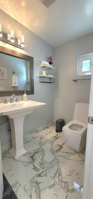 Newly Furnished Pool House Villa Los Angeles Exterior photo
