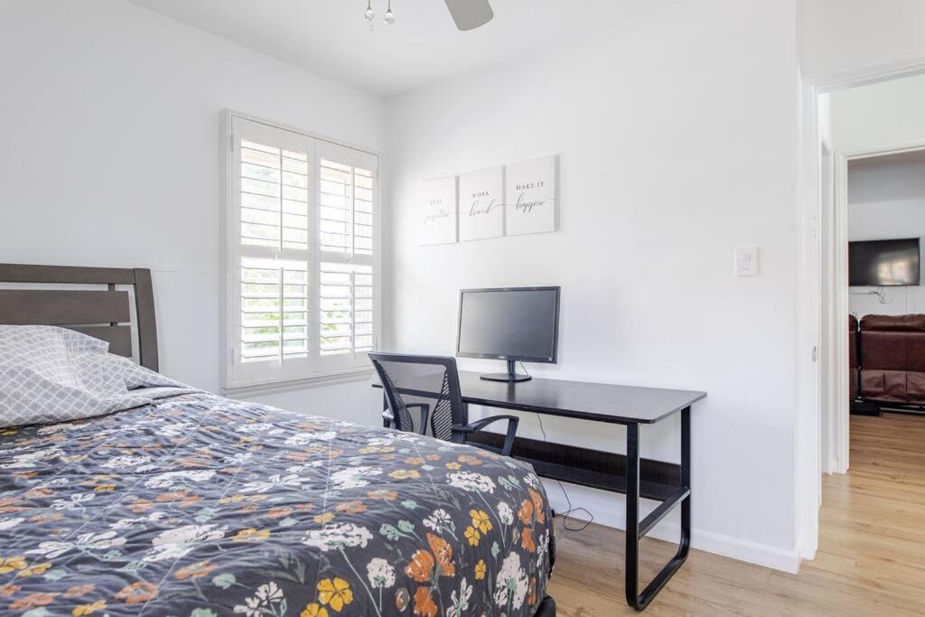 Newly Furnished Pool House Villa Los Angeles Exterior photo