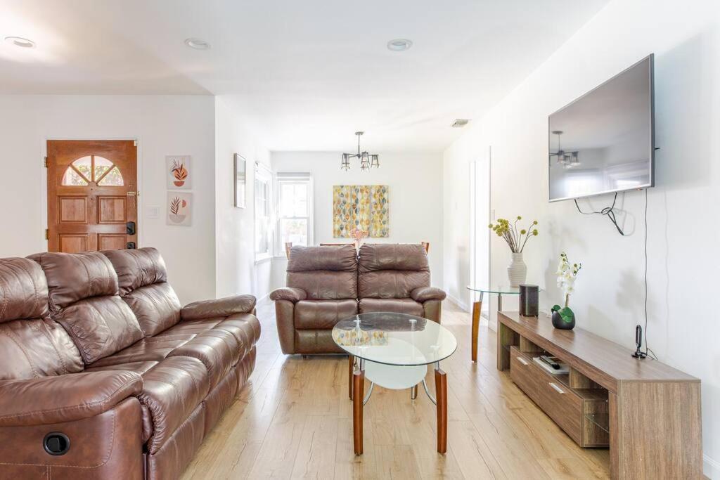 Newly Furnished Pool House Villa Los Angeles Exterior photo